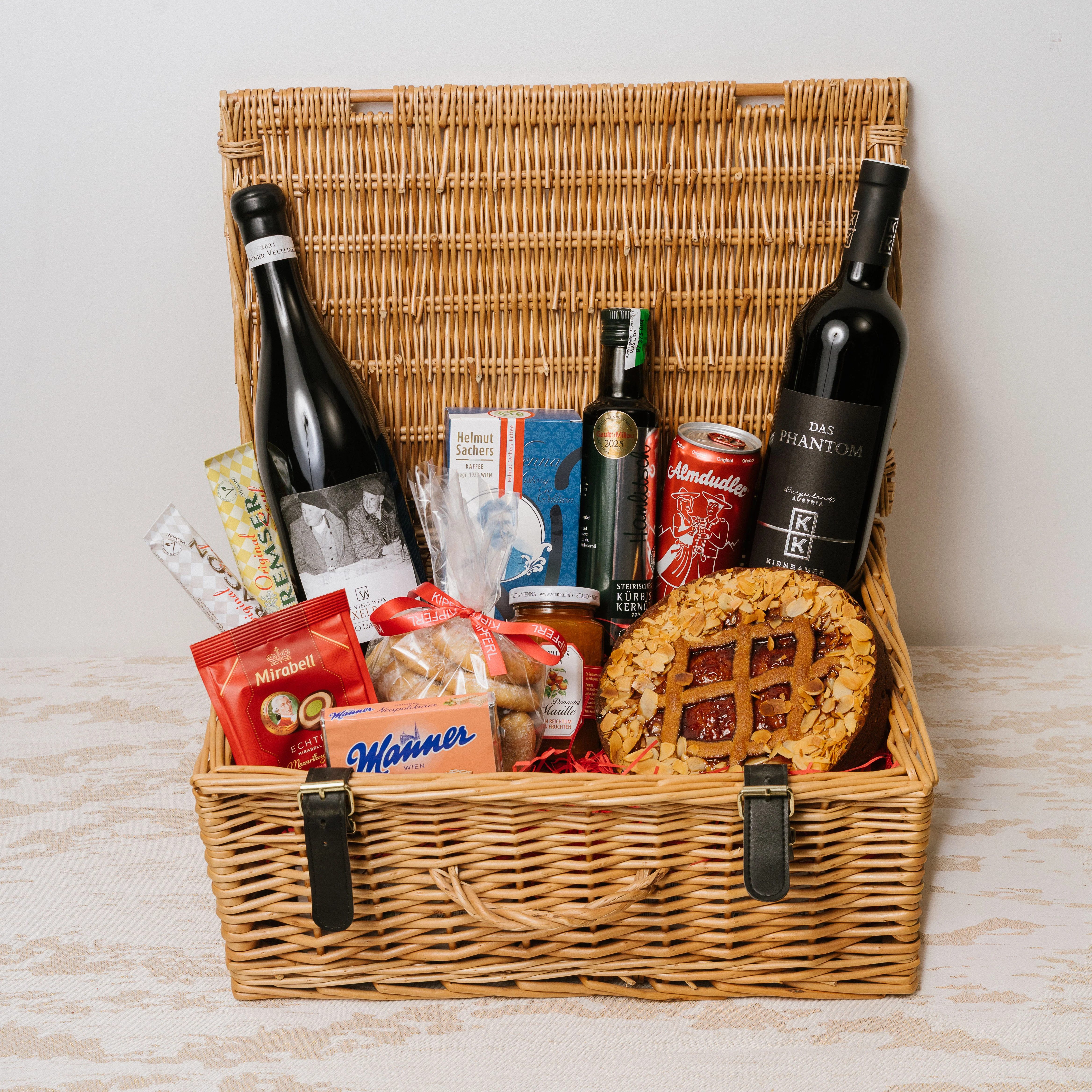 Austrian Excellence – Luxury Large Hamper | Premium Austrian Gifting - Image 5