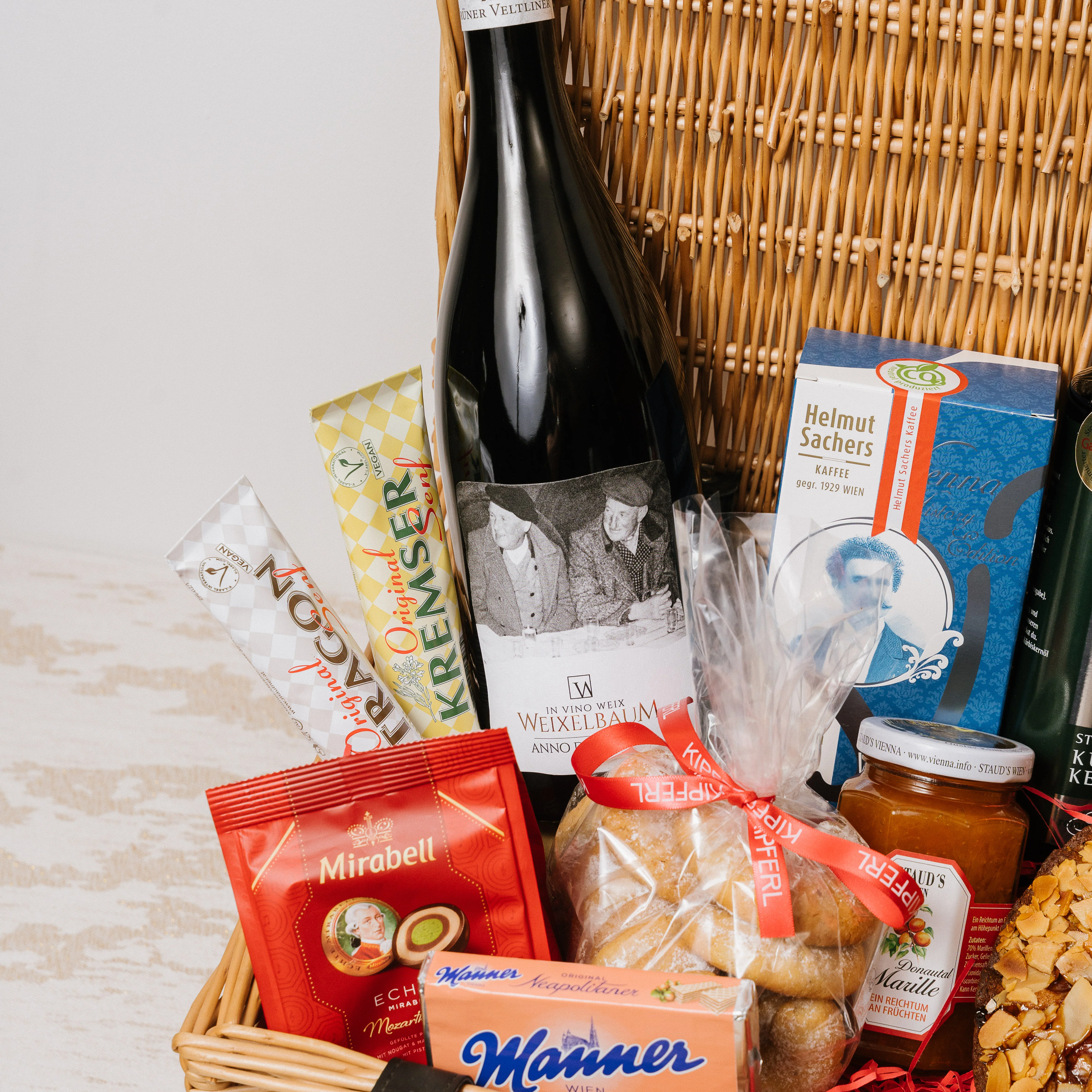 Austrian Excellence – Luxury Large Hamper | Premium Austrian Gifting - Image 6