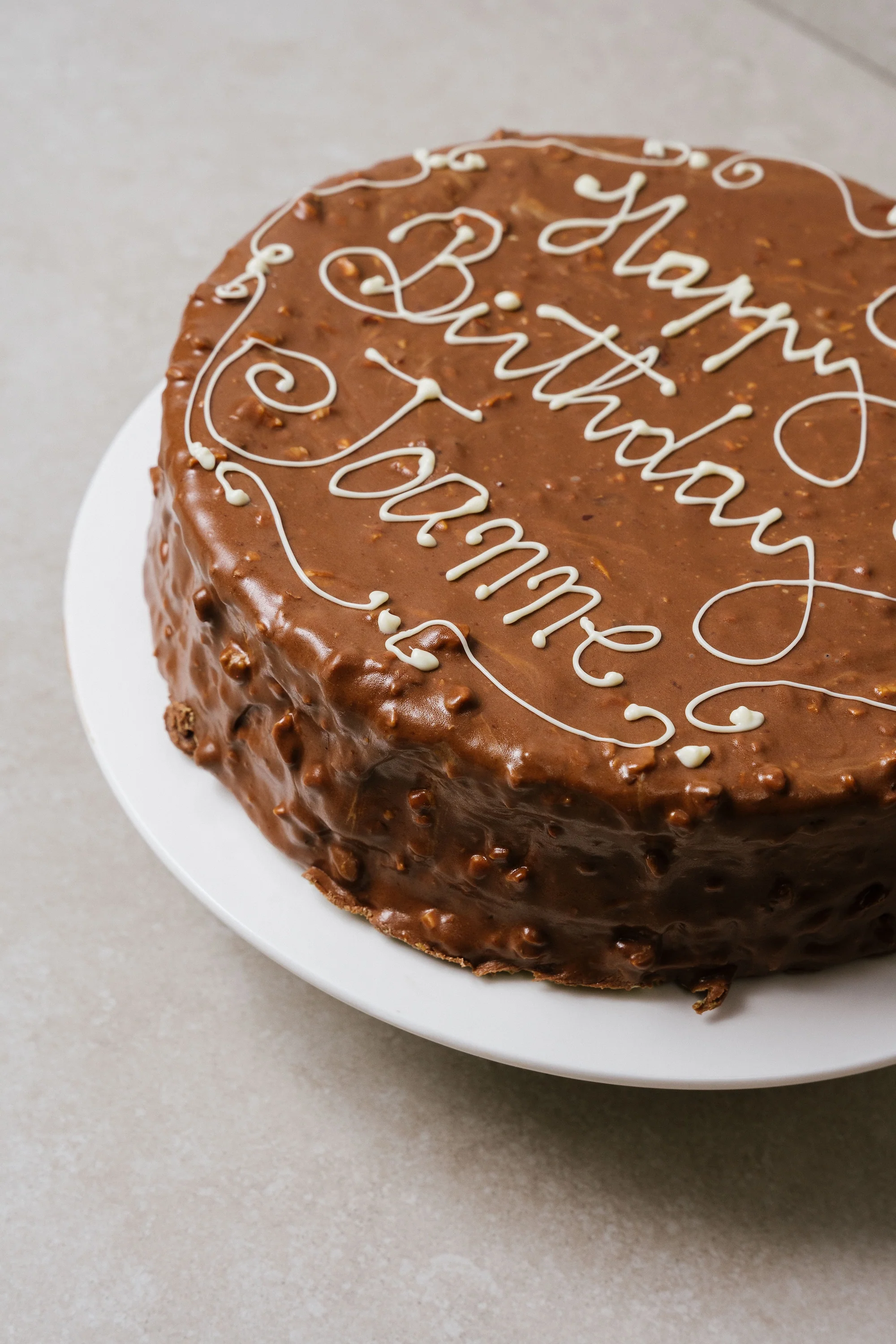 Celebration Kipferl Torte – Personalised Austrian Pistachio Cake - Image 4